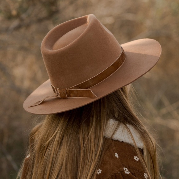 Rylee + Cru Other - Rylee and Cru Rancher Hat Saddle